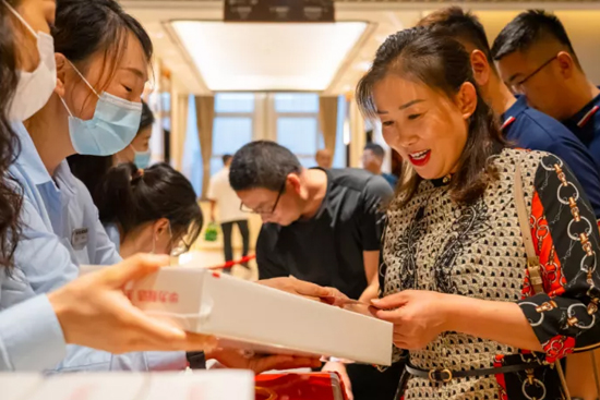 Fé_uƠIN˾ɽ|^(q)(lin)Ϯ(dng)?sh)A齛(jng)N_չ(lin)֮ҹ