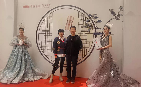 PĻ| RЇվĻˇg^ݿ^_I(y)