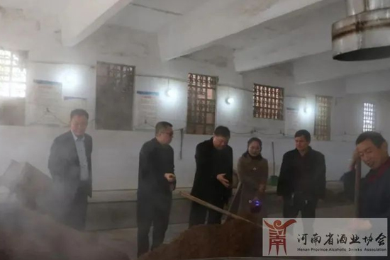 Ͼƅf(xi)(hu)L(zhng)w(sh)һM(jn)ĺӾƘI(y){(dio)ָ(do)