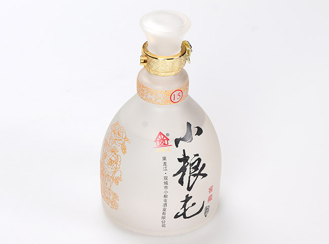 小糧屯酒窖藏15濃香型白酒【42°480ml】