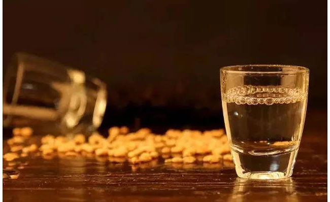 懷莊酒尊隆匠30 53°500ml 醬香型白酒