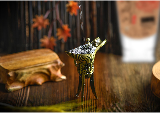 老四川經(jīng)典白酒