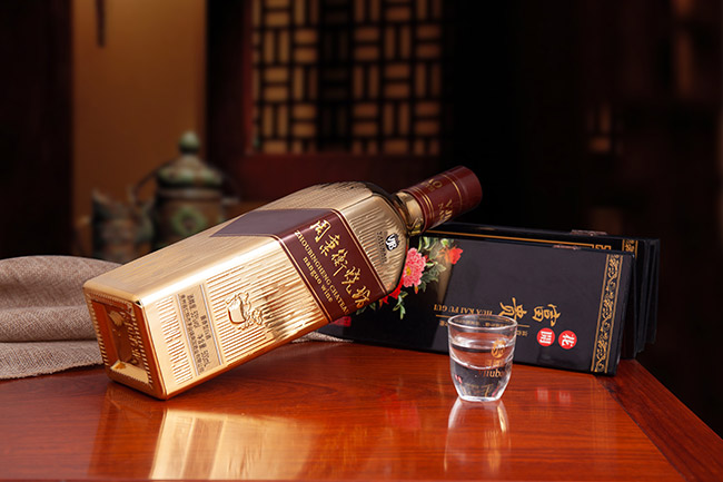 周秉衡燒坊酒金色誘惑53°500ml醬香型白酒