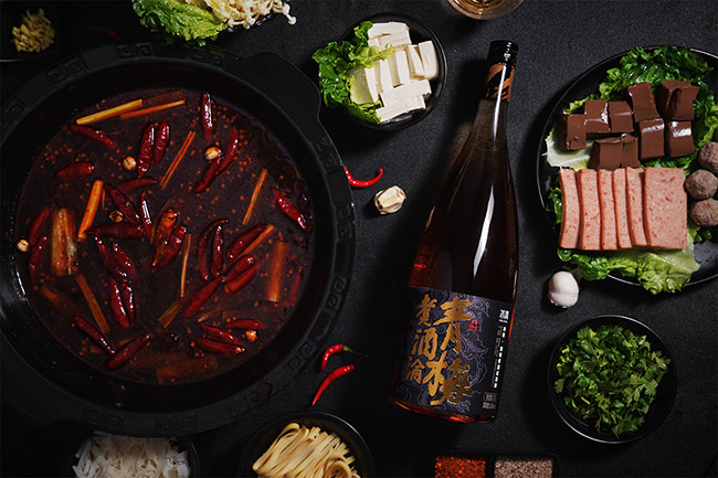 冰青·青梅煮酒論英雄【10.8° 1.5L】