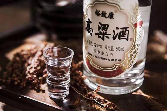 裕致康高粱酒鴻運當頭濃香型白酒【42°500ml】