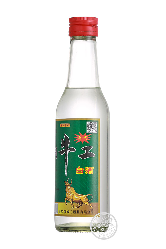 京闊牛工白酒 濃香型白酒【42° 250ml】