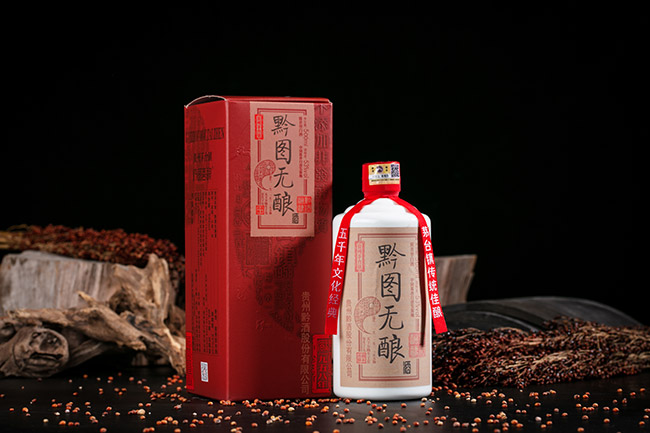 黔圖無釀酒一路向黔 醬香型白酒【53° 500ml】