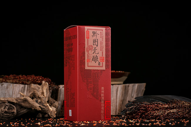 黔圖無釀酒一路向黔 醬香型白酒【53° 500ml】