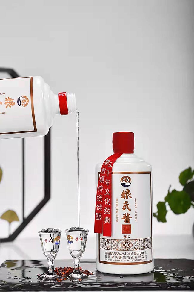 糧氏醬酒臻5 醬香型白酒【53度 500ml】