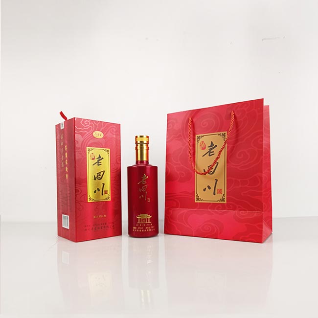 老四川酒闔家歡 濃香型白酒【42度 500ml】