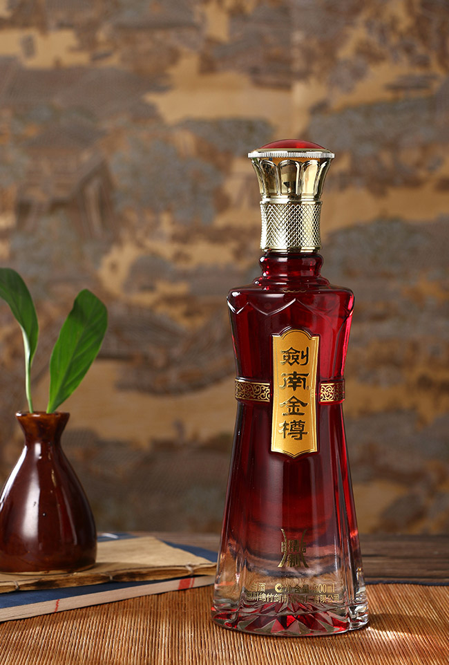 劍南金樽酒精制