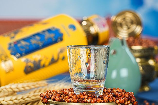 老醬臺(tái)酒黃鉆醬香型酒【53度500mlx6】