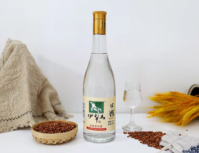 伊犁馬口糧酒