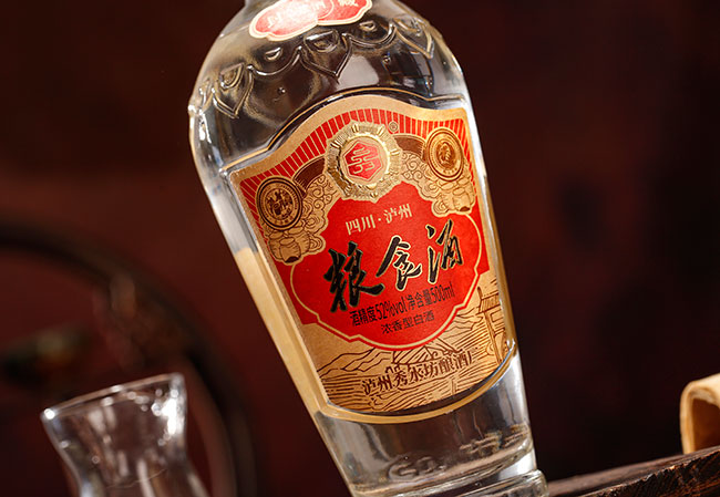 四川瀘州糧食酒濃香型【52度500ml】