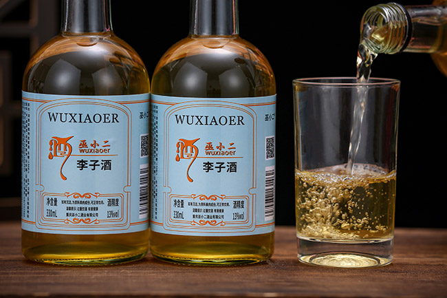 巫小二李子酒