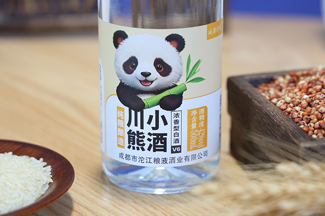 川小熊酒濃香型白酒V6【42度500ml】