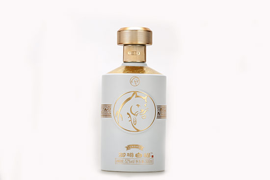 御樽白貓酒窖齡20濃香型酒【52度500ml】